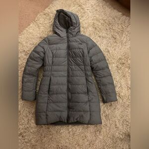 550 Northface jacket size medium gray